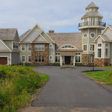 Interests Rates, the Economy, and Real Estate Investing